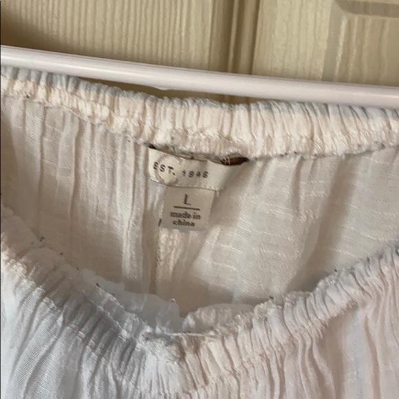 Off the shoulder! Cato size L white/black trim - Picture 3 of 4